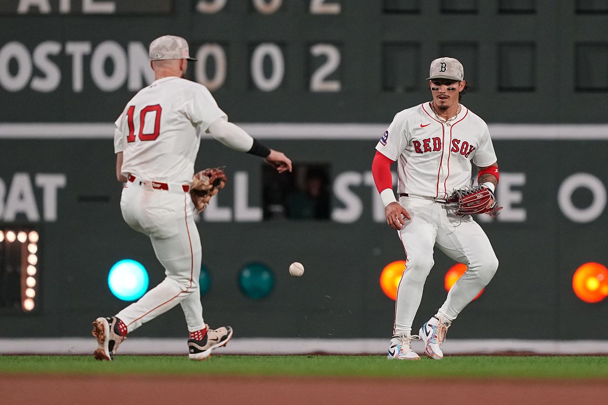Atlanta Braves v Boston Red Sox