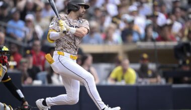 Manny Machado, Tyler Wade get late-game RBIs to lead Padres to win