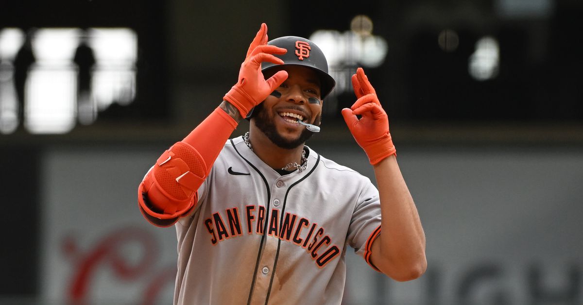 Rockies come back from five runs down to down SF Giants, 8-7