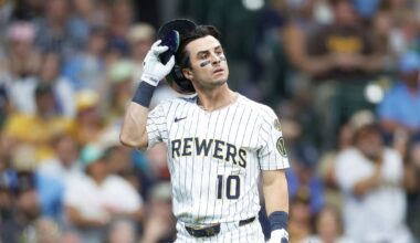 Milwaukee drops series opener to Atlanta, 7-1