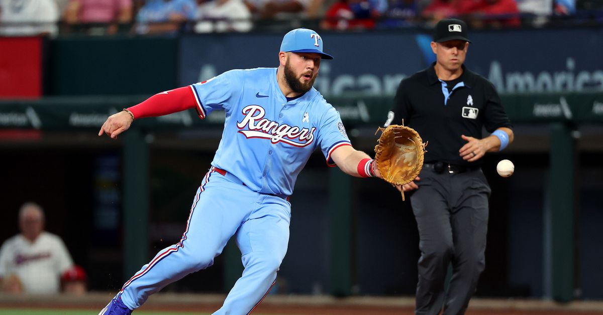 Jake Burger to the i.l., Justin Foscue up