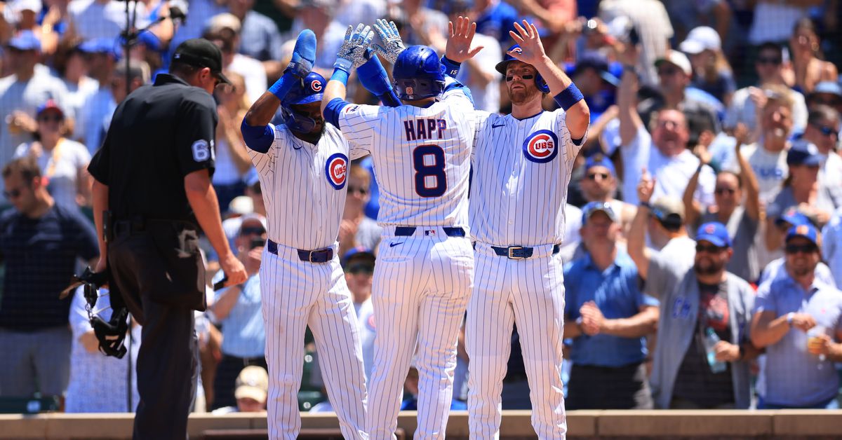 Cubs 10, Mariners 7: The wind was blowing OUT at Wrigley Field