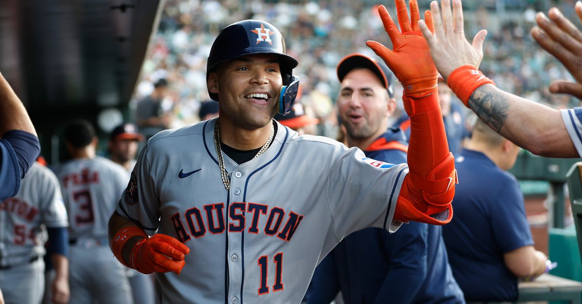 Astros Carpet-Bomb Athletics, 13-3 - The Crawfish Boxes