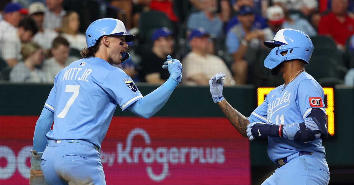 Garcia falls a double shy of the cycle as Royals beat Rangers 6-3