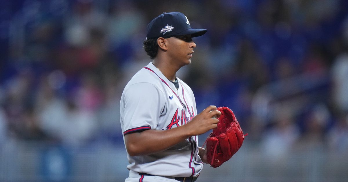 Didier Fuentes gets a second start with an Atlanta Braves win over New York Mets in walking distance