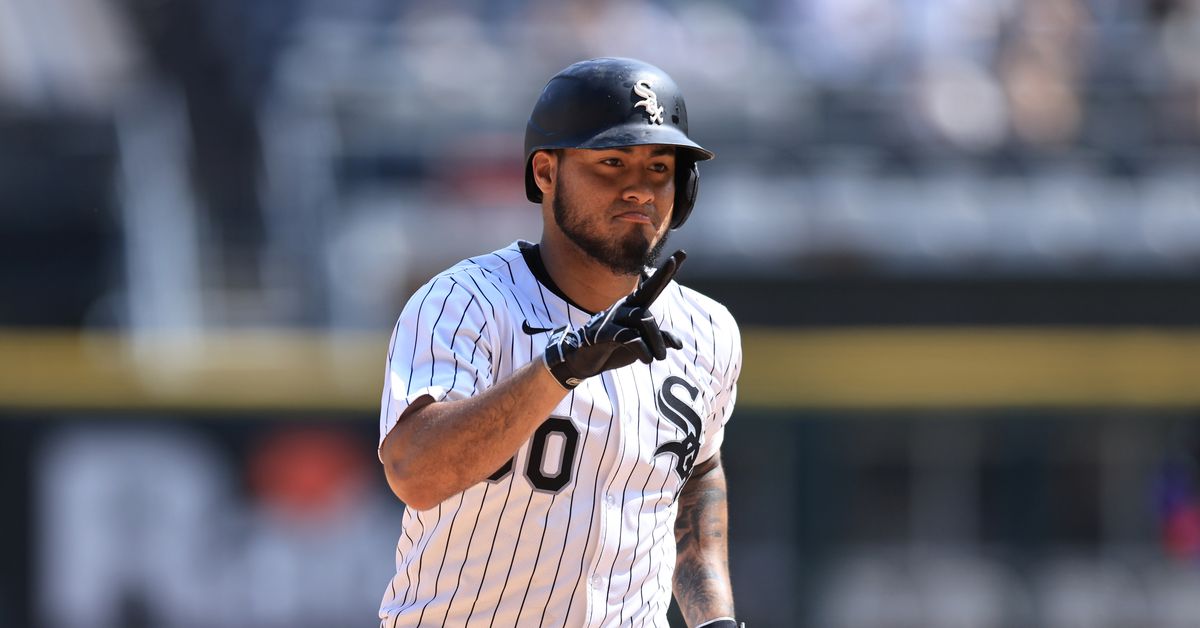Chicago White Sox powers past Arizona Diamondbacks in decisive 7-3 win