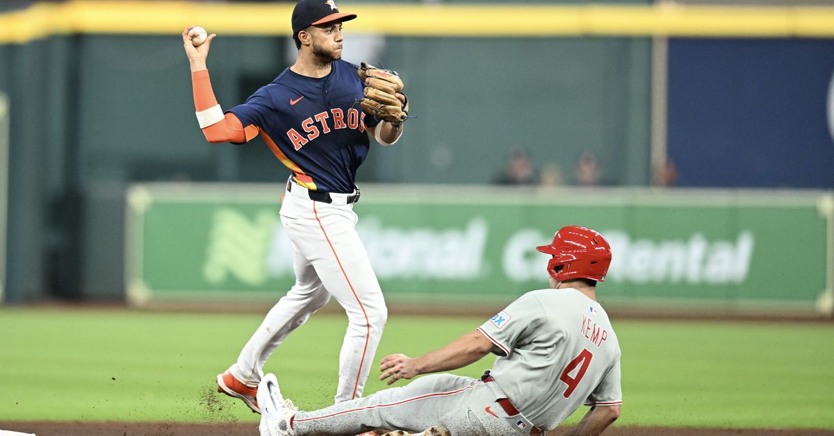 Earth below us, drifting, falling: Astros 1, Phillies 0