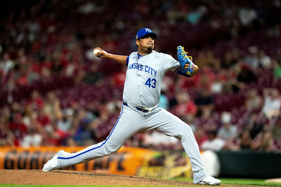 Kansas City Royals pitcher Carlos Hernandez (43) delivers the pitch in the ninth inning of the MLB game between the Cincinnati Reds and Kansas City Royals at Great American Ball Park in Cincinnati on Saturday, Aug. 17, 2024.