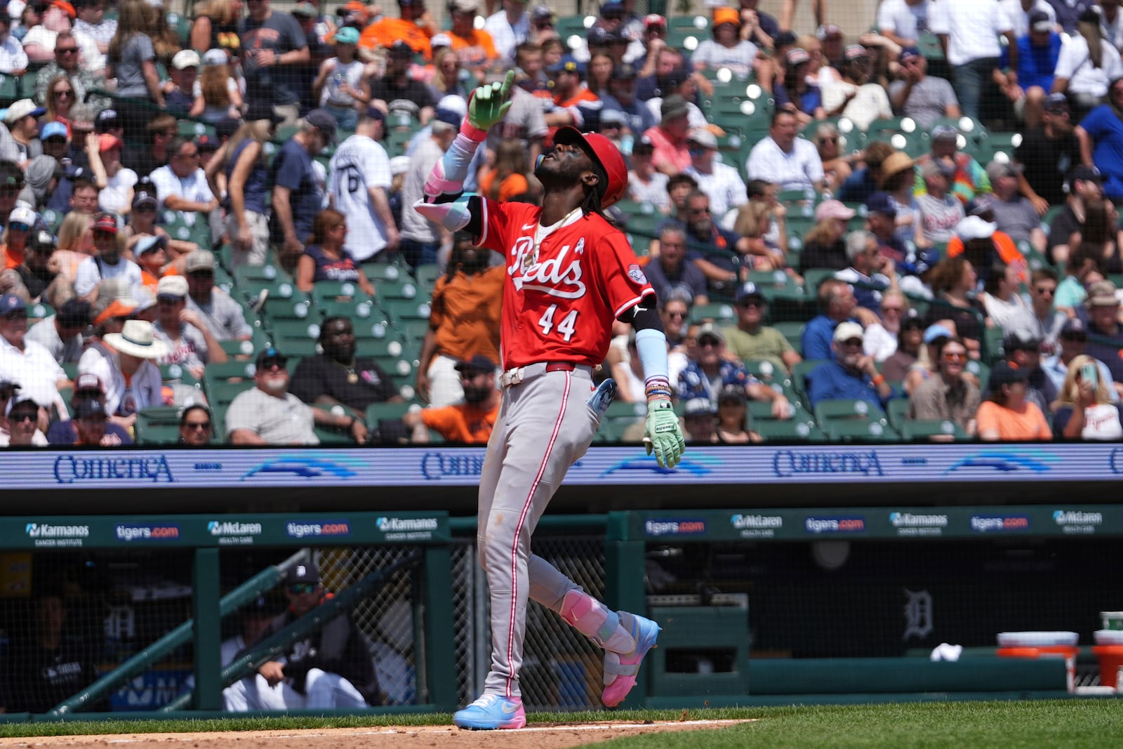 Cincinnati Reds' Elly De La Cruz celebrates his two-run home run against the Detroit Tigers in the ninth inning during a baseball game, Sunday, June 15, 2025, in Detroit. (AP Photo/Paul Sancya)