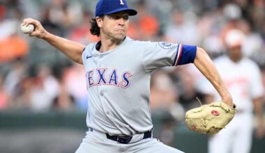 Jacob deGrom loses no-hit bid in 8th, leads Rangers over Orioles 7-0