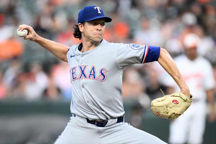 Jacob deGrom loses no-hit bid in 8th, leads Rangers over Orioles 7-0