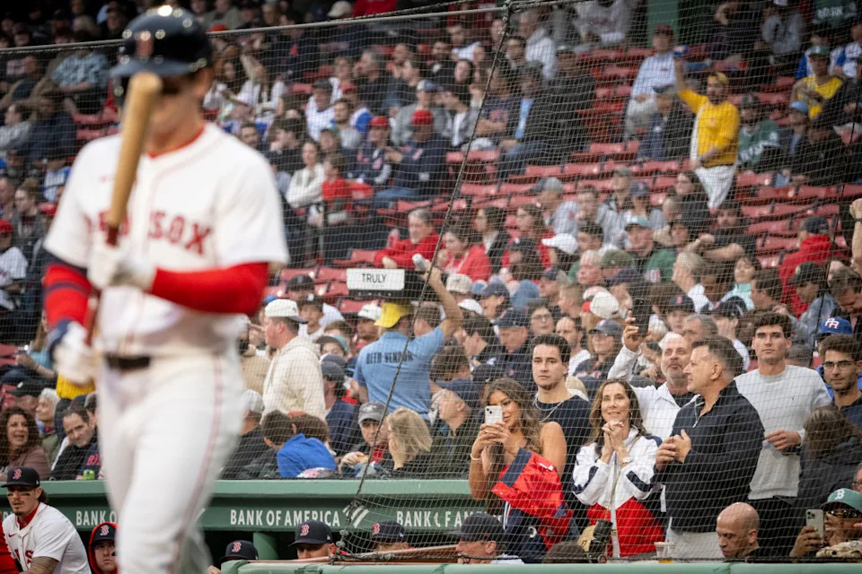BOSTON, MASSACHUSETTS - JUNE 10: The family of Roman Anthony #19 of the Boston Red Sox reacts as he steps up to bat during the first inning of a game against the Tampa Bay Rays at Fenway Park in Boston, Massachusetts. (Photo by Maddie Malhotra/Boston Red Sox/Getty Images)<p><a href="https://www.gettyimages.com/detail/2219555365" rel="nofollow noopener" target="_blank" data-ylk="slk:Maddie Malhotra&sol;Boston Red Sox&sol;Getty Images;elm:context_link;itc:0;sec:content-canvas" class="link ">Maddie Malhotra&sol;Boston Red Sox&sol;Getty Images</a></p>