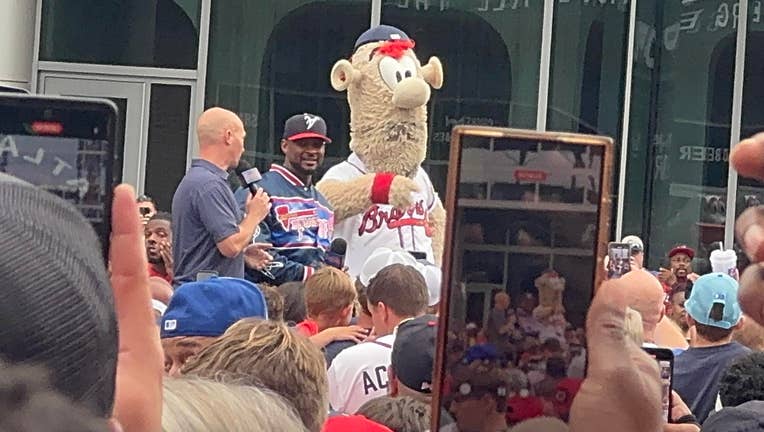 Usher takes part in pre-game festivities on 