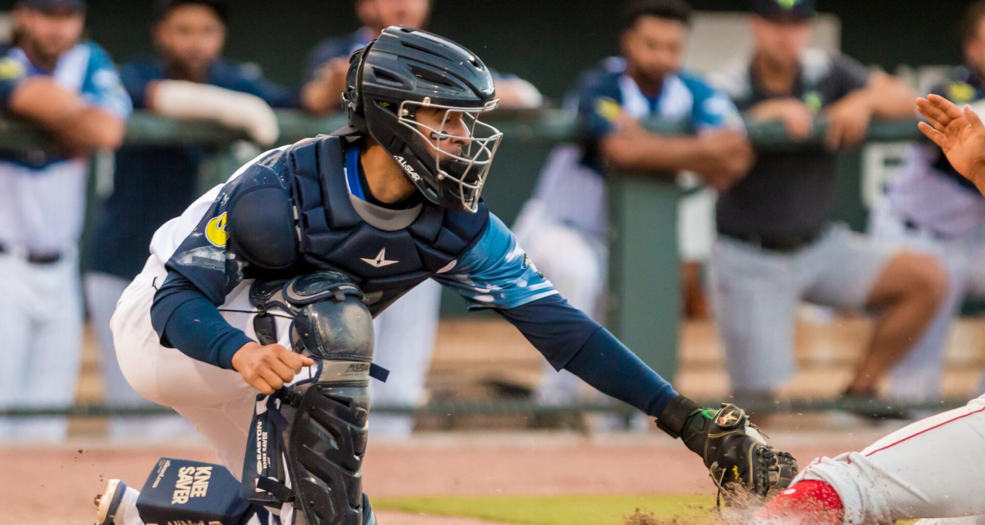 The Toronto Blue Jays shockingly sign catcher