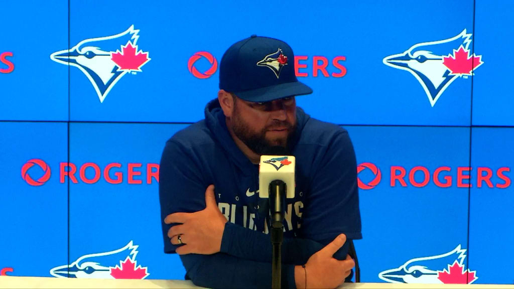 Blue Jays manager John Schneider makes embarrassing comments after loss to the Phillies