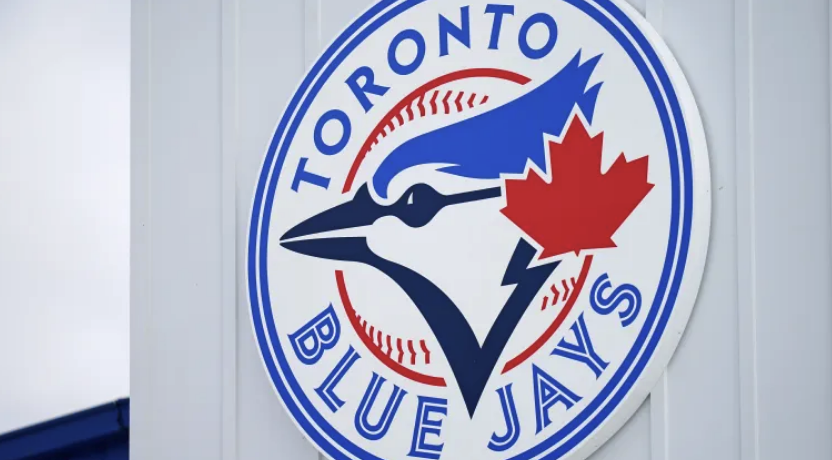 Toronto Blue Jays closing in on World Series winning pitcher