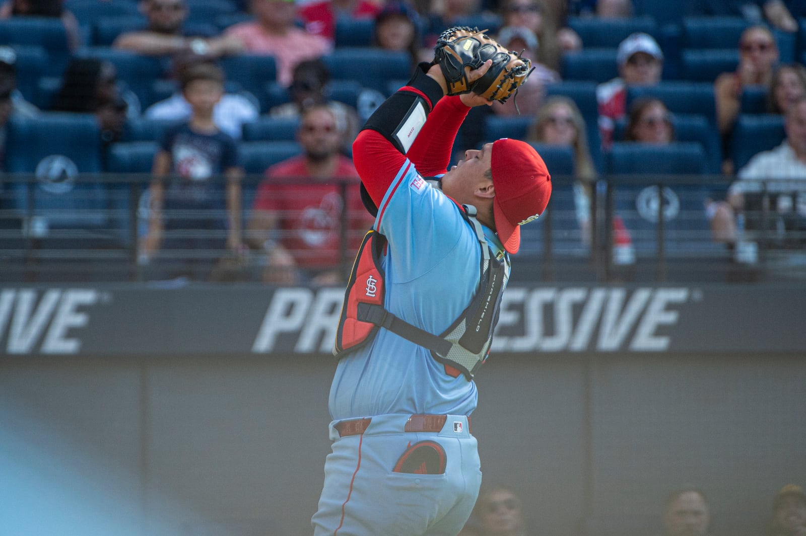 St. Louis Cardinals' St. Louis Cardinals' Yohel Pozo catches a pop foul by Cleveland Guardians' Austin Hedges during the sixth inning of a baseball game, Saturday, June 28, 2025, in Cleveland. (AP Photo/Phil Long)