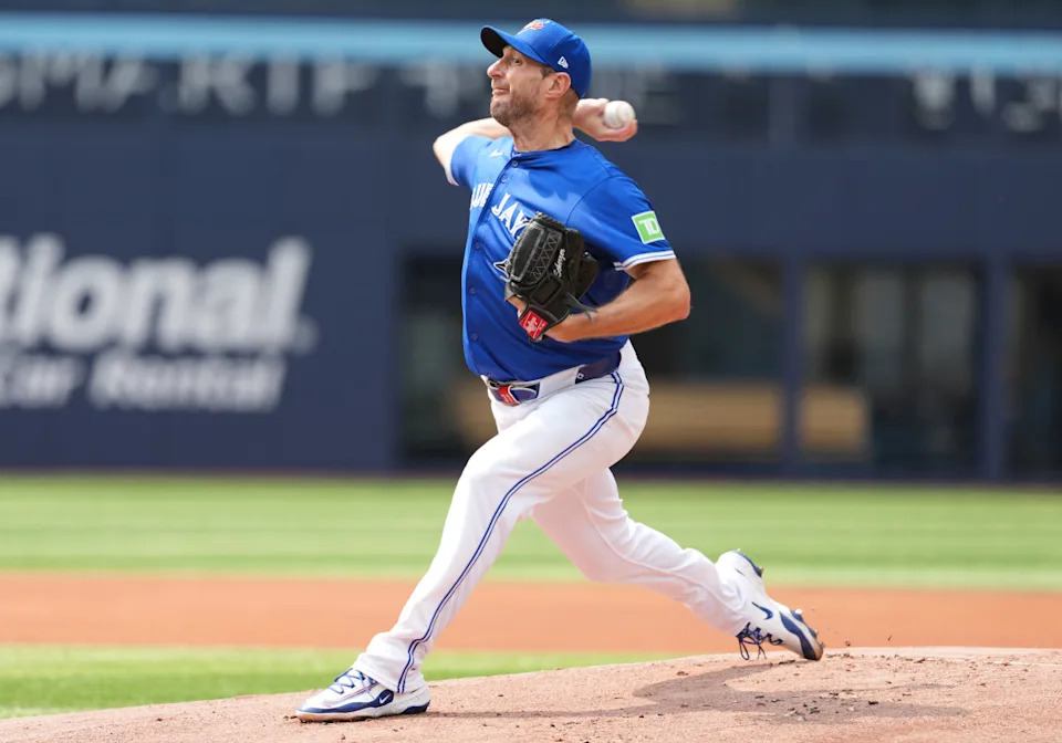 Toronto Blue Jays pitcher Max Scherzer (31) throws a pitch during a live session of batting practice.Nick Turchiaro-Imagn Images