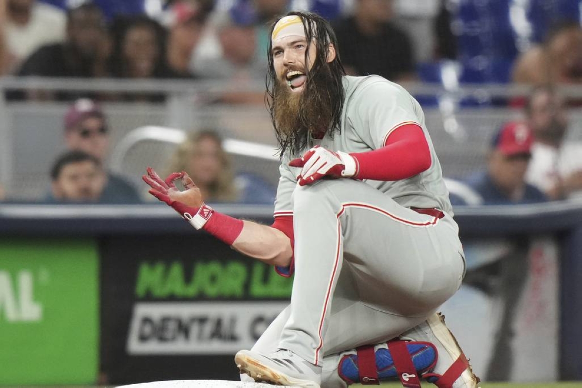 Phillies extend win streak to 5