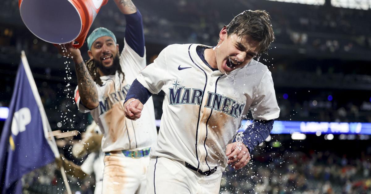 Cole Young drives in winning run in 10th in major league debut, Mariners beat Twins 5-4 | Sports