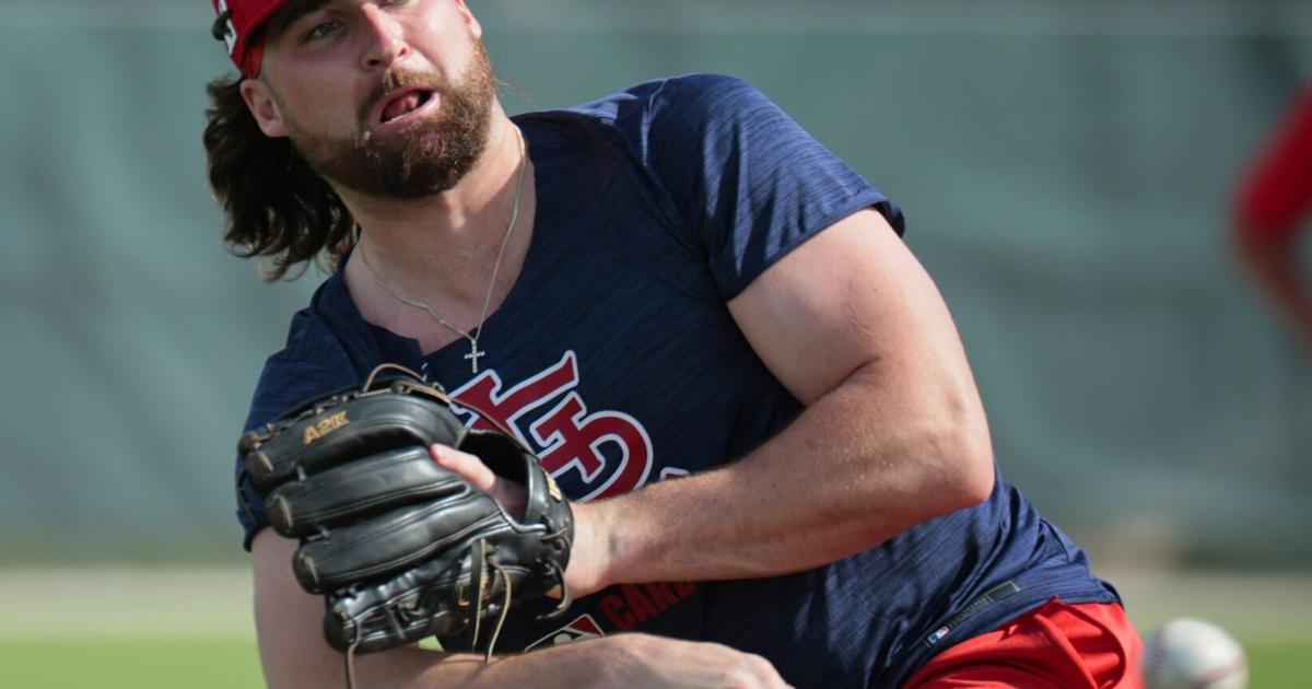 Cardinals' Vilade makes MLB return in home state of Texas