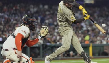 Jose Iglesias' sacrifice fly in the 10th lifts Padres over Giants 1-0 | National Sports
