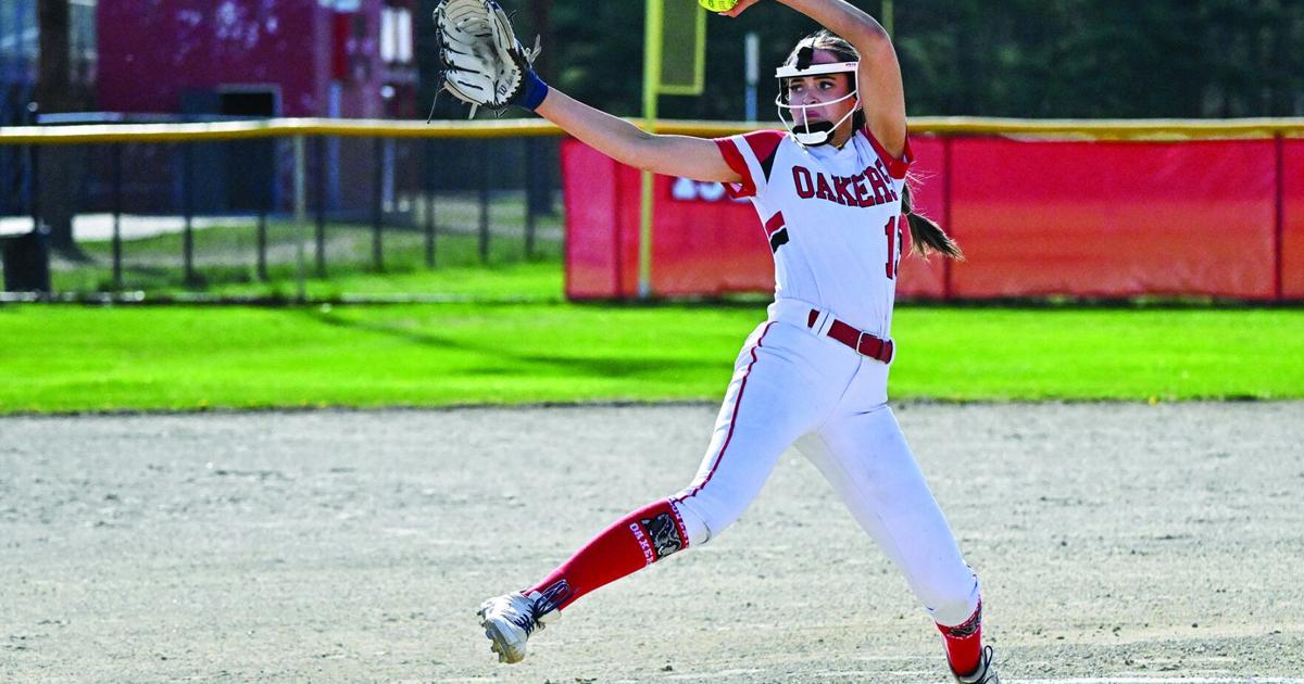Oakers fall in extra innings, 2-1 |