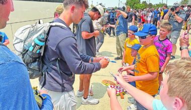 Murray State in 4th NCAA Baseball Championship: Big Racer Nation turnout greets new Oxford Regional champions | News