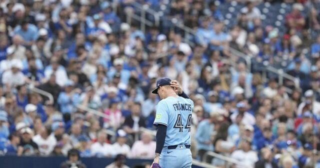 Phillies tee off on Jays starter Francis, end Toronto's five-game win streak | National Sports