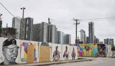 Miami Marlins join efforts to restore defaced Jackie Robinson and Minnie Miñoso mural | Region
