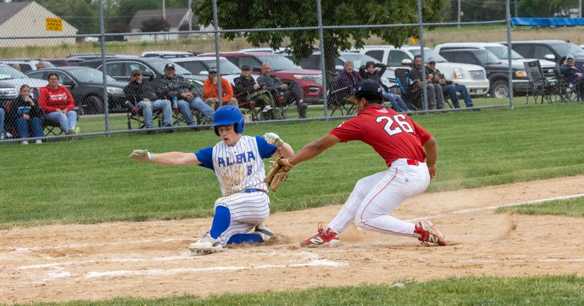 Blue Demons extend win streak with late comeback | Sports