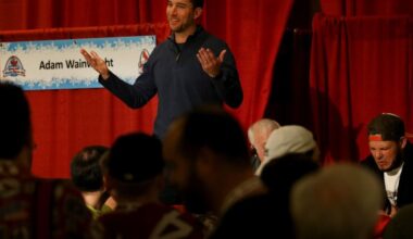 Congressman Adam Wainwright? Ex-Cardinals ace says 'not now'