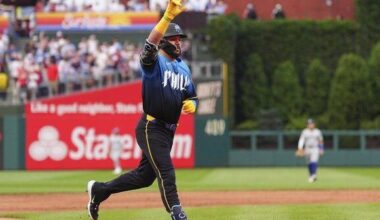 Suárez tosses 7 shutout innings, Schwarber hits 22nd homer to lead Phillies past Toronto 8-0 | National Sports