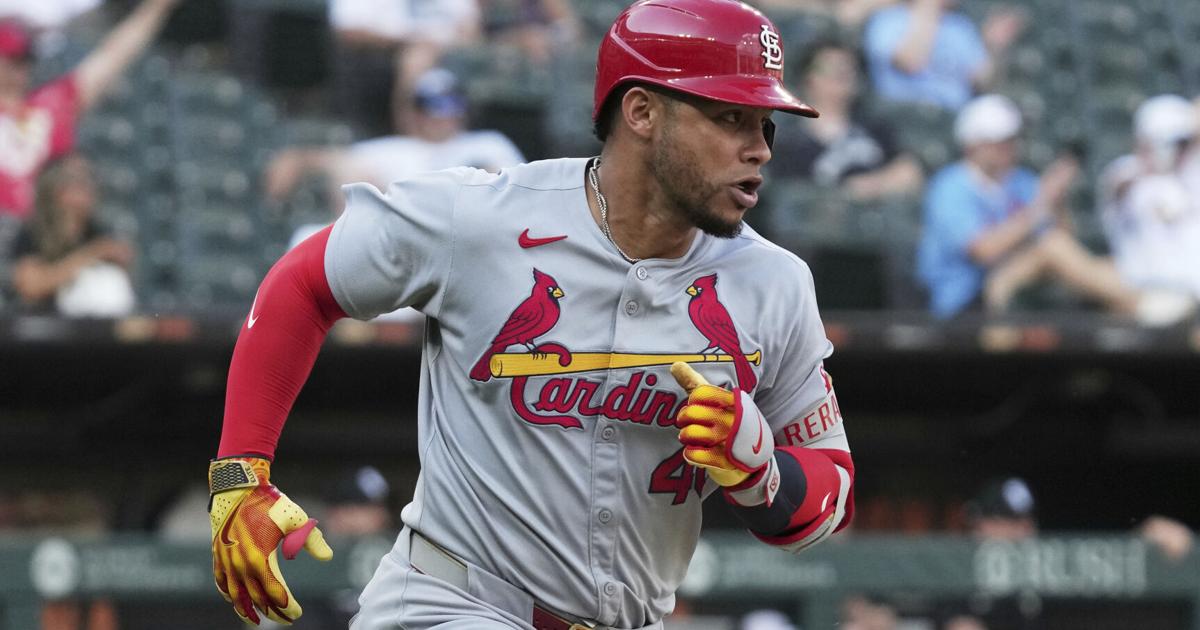 Cardinals strike in 10th, sweep doubleheader vs. White Sox