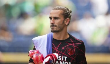 How Julio Rodríguez became friends with soccer star Antoine Griezmann | Mariners