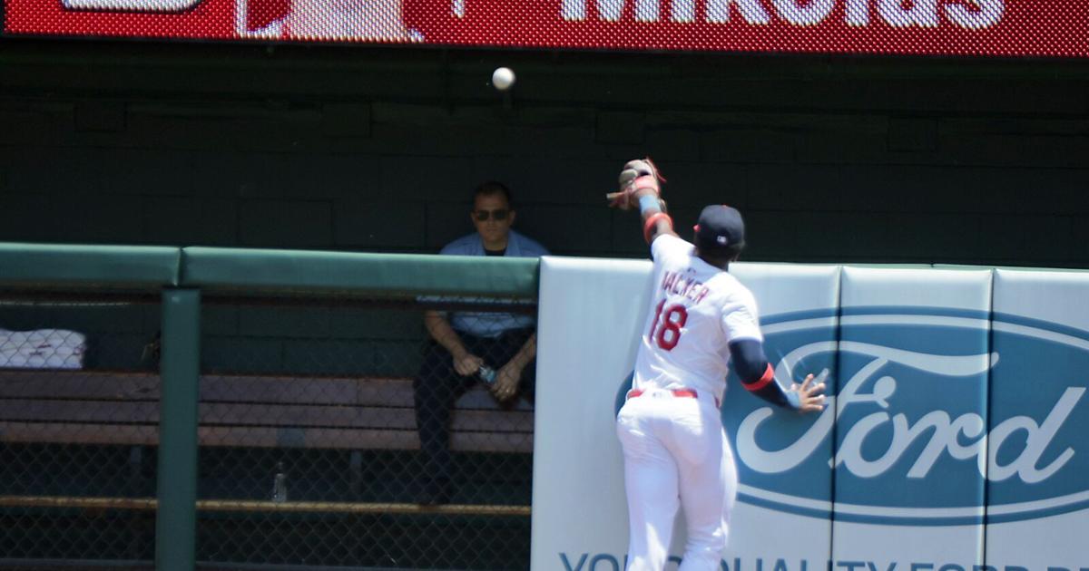 Despite heat, Cardinals go ice cold in finale vs. Reds
