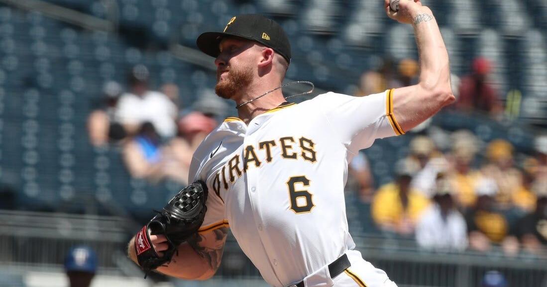 Pham leads Pirates/ 15-hit parade in triumph over Rangers | Sports