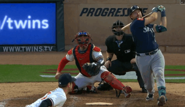 Raleigh hits 32nd homer in Mariners 11-2 win | Sports