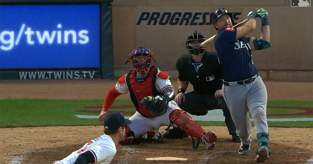 Raleigh hits 32nd homer in Mariners 11-2 win | Sports