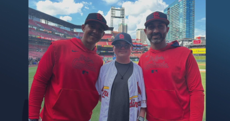 Herrin Boy reunites with Cardinals legends after hospital visit | News