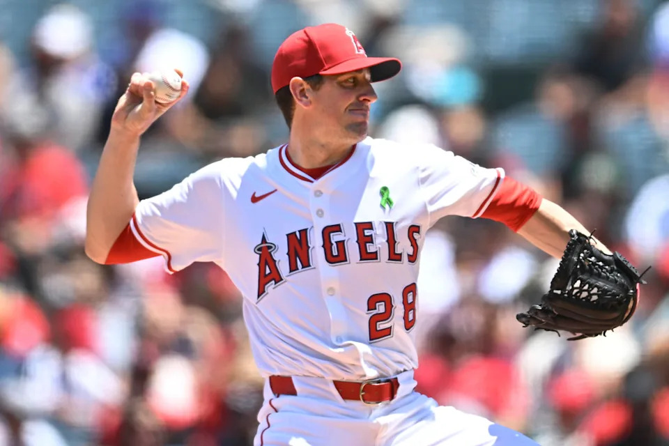 Los Angeles Angels starting pitcher Kyle Hendricks (28). Jonathan Hui-Imagn Images