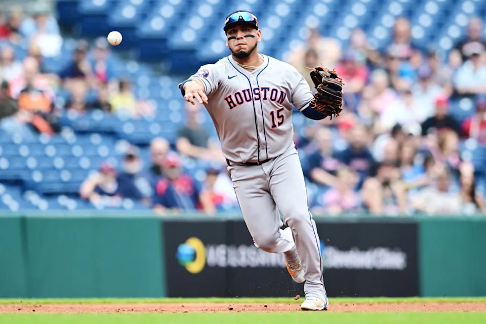 Houston Astros third baseman Isaac Paredes (15)© Ken Blaze-Imagn Images