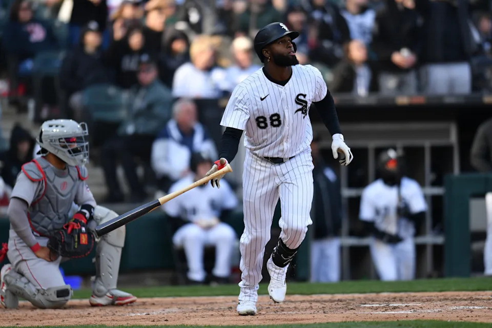 Chicago White Sox center fielder Luis Robert Jr. (88) watches his two-run home run during the sixth inning against the Boston Red Sox at Rate Field.Patrick Gorski-Imagn Images