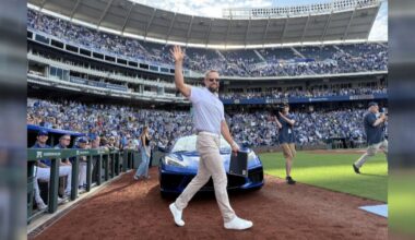 Kansas City Royals induct Alex Gordon into Hall of Fame