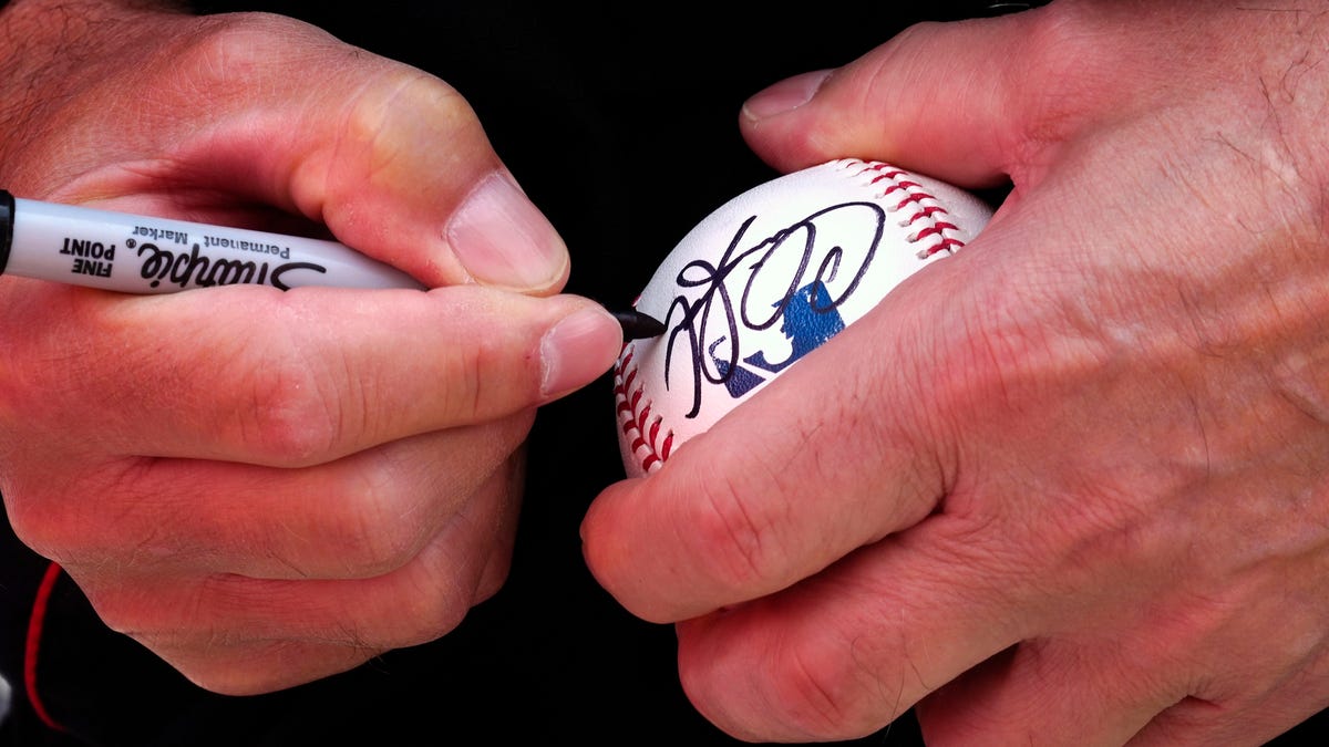 Redsfest set for January 2026, renovated Duke Energy Convention Center