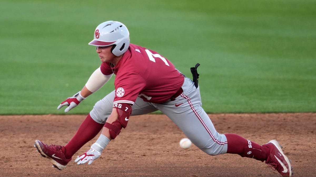 OU baseball roars past North Carolina to force NCAA regional Game 7