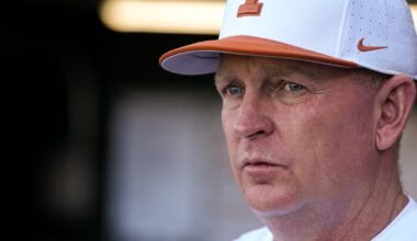 Texas Longhorns baseball loses three players to transfer portal