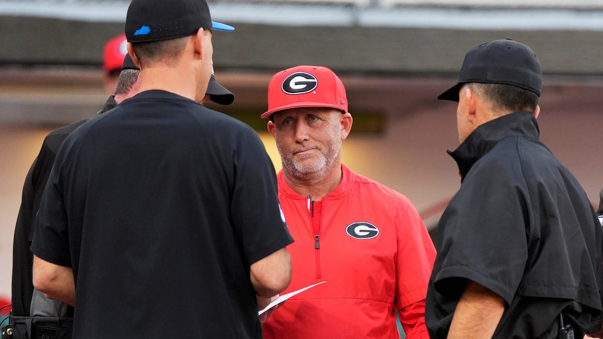 UGA baseball sinks to season-low ranking after NCAA Tournament exit