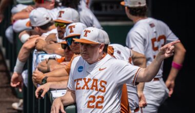 Texas baseball reels in potential MLB draft pick Aiden Robbins