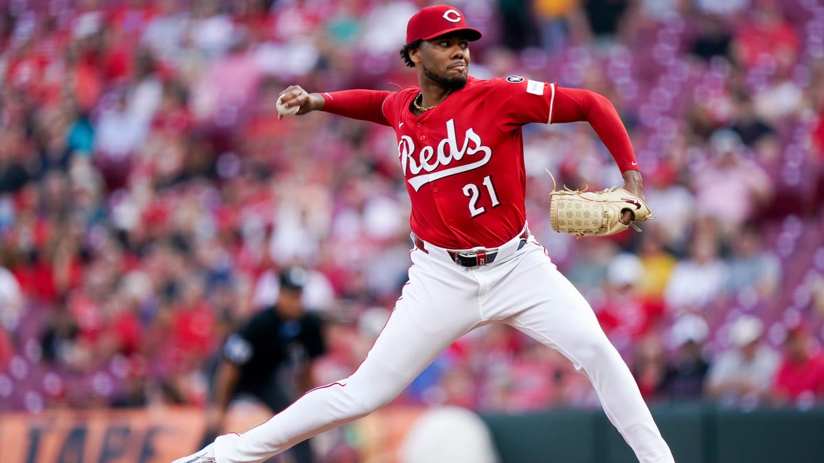 Jim Day expects Reds ace on IL for weeks
